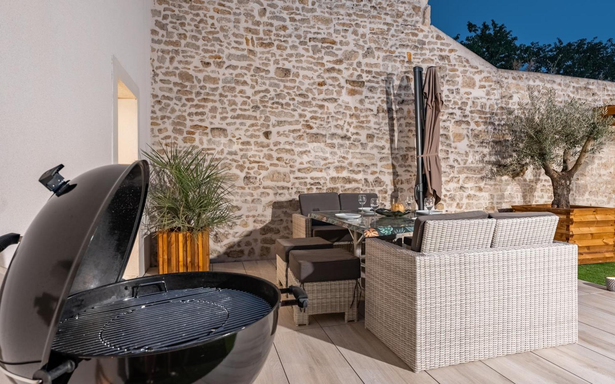 Holiday home La Grange Du Moulin En Vendee Saint-Jean-de-Beugne